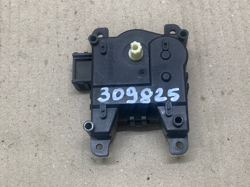 Запчасть моторчик заслонки печки ACURA MDX (YD3) 13-21 2013 3.5 J35Y5 79170-TZ5-A41 Б/У Моторчик заслонки печки ACURA MDX (YD3) 13-21 2013 3.5 J35Y5 79170-TZ5-A41 Б/У