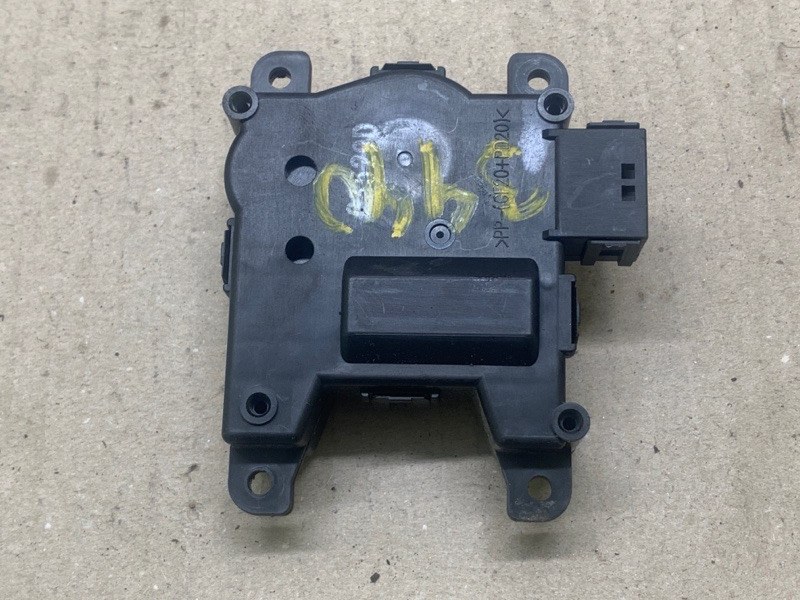 Моторчик заслонки печки MDX (YD3) 13-21 2013 3.5 J35Y5 Моторчик заслонки печки MDX (YD3) 13-21 2013 3.5 J35Y5