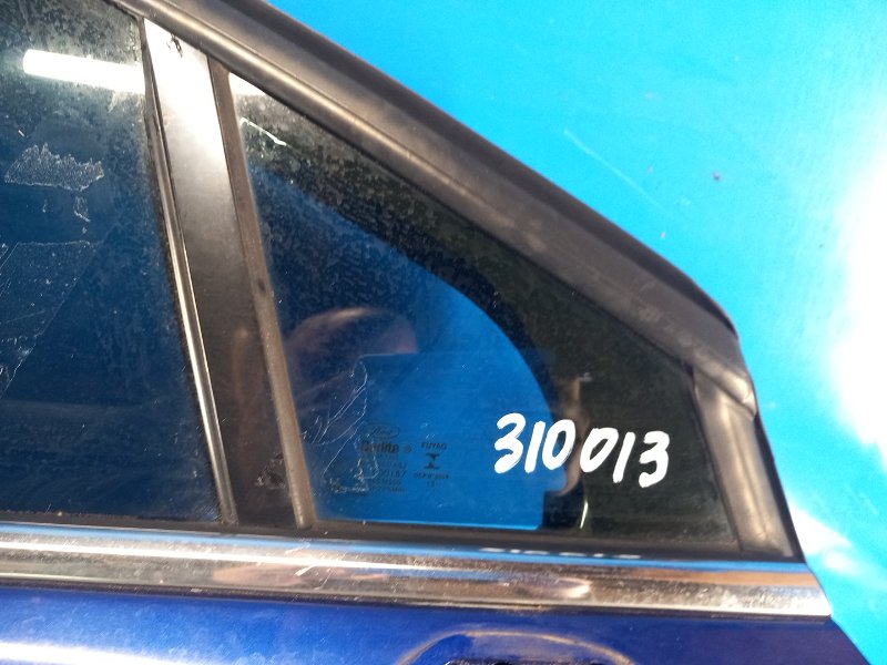 Стекло двери глухое переднее правое FORD FUSION 14- 2014 C25HDEX GS7Z-5421400-A Б/У