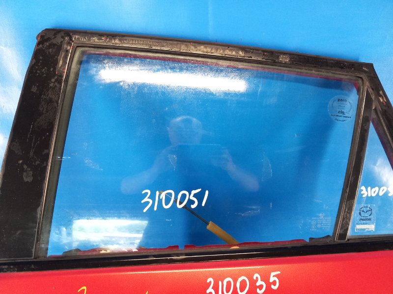Стекло двери заднее левое MAZDA 3 BL 09-13 2009 2.5 L (L5-VE) BBN5-73-511A Б/У