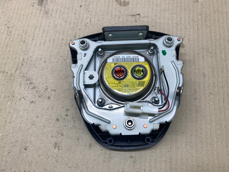 Подушка безопасности в руль MAZDA 3 BL 09-13 2.5 L (L5-VE) Подушка безопасности в руль MAZDA 3 BL 09-13 2.5 L (L5-VE)