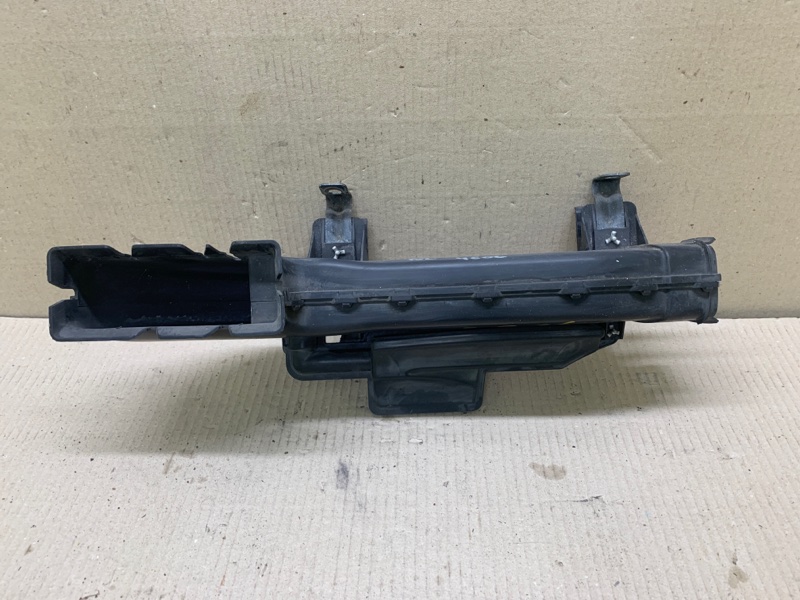 Воздухозаборник MAZDA 3 BL 09-13 2009 2.5 L (L5-VE) LF8J-13-20X Б/У