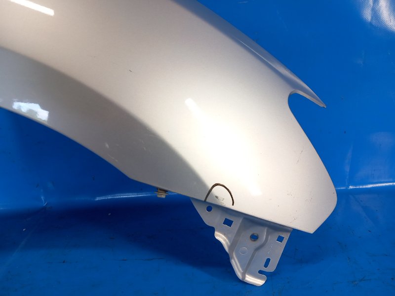 Крыло переднее правое SENTRA B17 12-21 2015 B17 1.8 MRA8DE