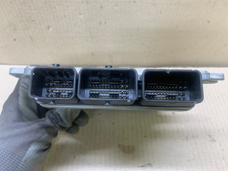 Блок управления двигателем INFINITI M35/M45 04-10 3.5 VQ35HR