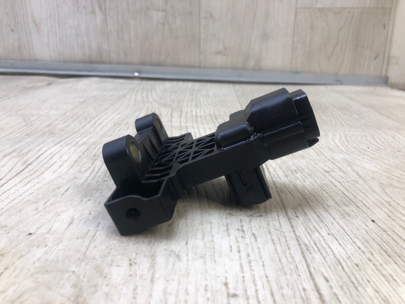 Разъем CAMRY 50 12-15