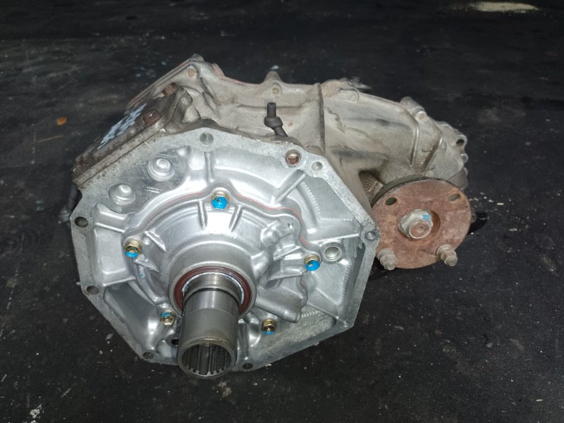 Запчасть раздаточная коробка TOYOTA SEQUOIA 01-07 36100-3D500 Б/У Раздаточная коробка TOYOTA SEQUOIA 01-07 36100-3D500 Б/У