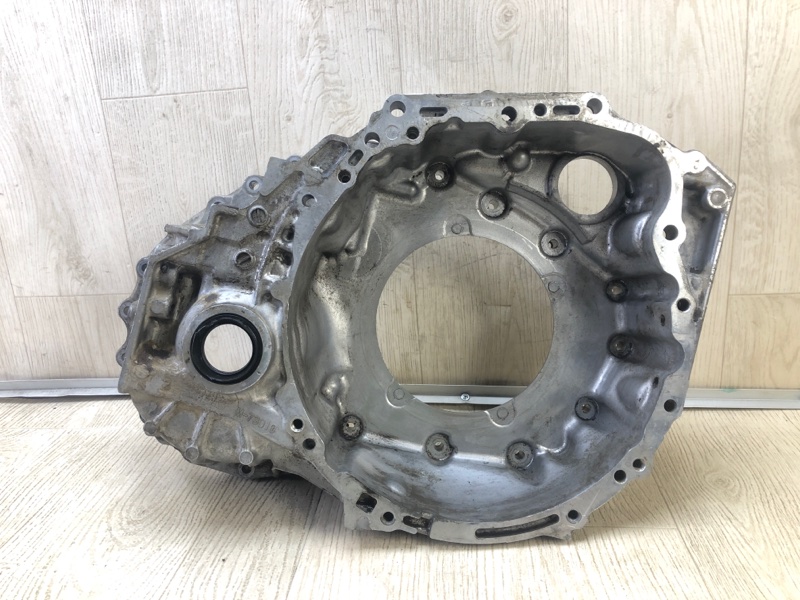 Крышка АКПП передняя TOYOTA CAMRY 50 12-15 35105-06060 Б/У