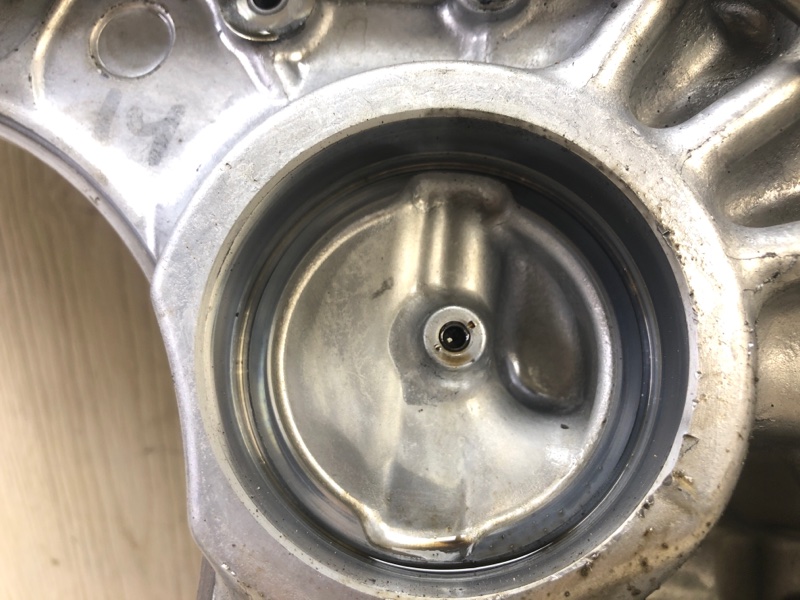 Крышка АКПП передняя CAMRY 50 12-15