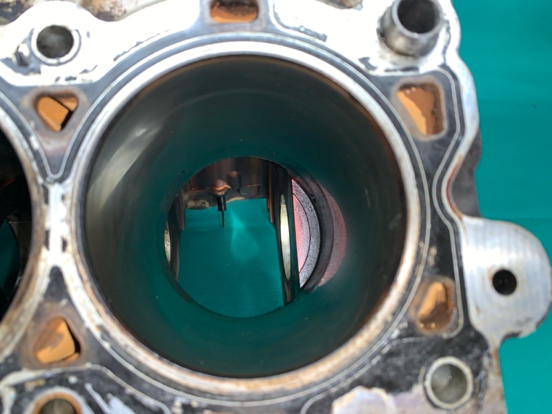 Блок двигателя TRIBUTE 00-07 2001 Внедорожник 3.0