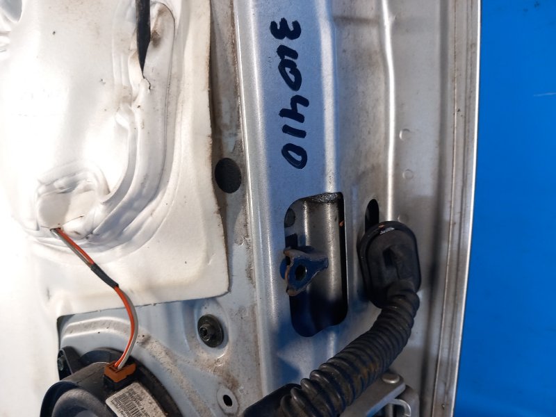 Ограничитель двери задний левый NISSAN PATHFINDER R51 04-14 2004 R51 4.0 VQ40DE 82430EA500 Б/У