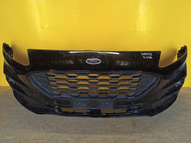 Бампер передний FORD KUGA  20-24 LV4B-17F003 Б/У