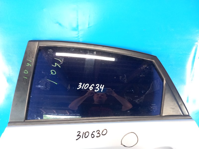 Запчасть стекло двери заднее левое TOYOTA PRIUS - 30 09-17 2010 ZVW30 6810447051 Б/У Стекло двери заднее левое TOYOTA PRIUS - 30 09-17 2010 ZVW30 6810447051 Б/У