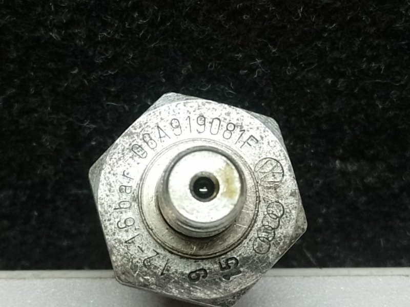 Датчик давления масла ДВС VOLKSWAGEN TIGUAN 08-17 2.0 CCTA