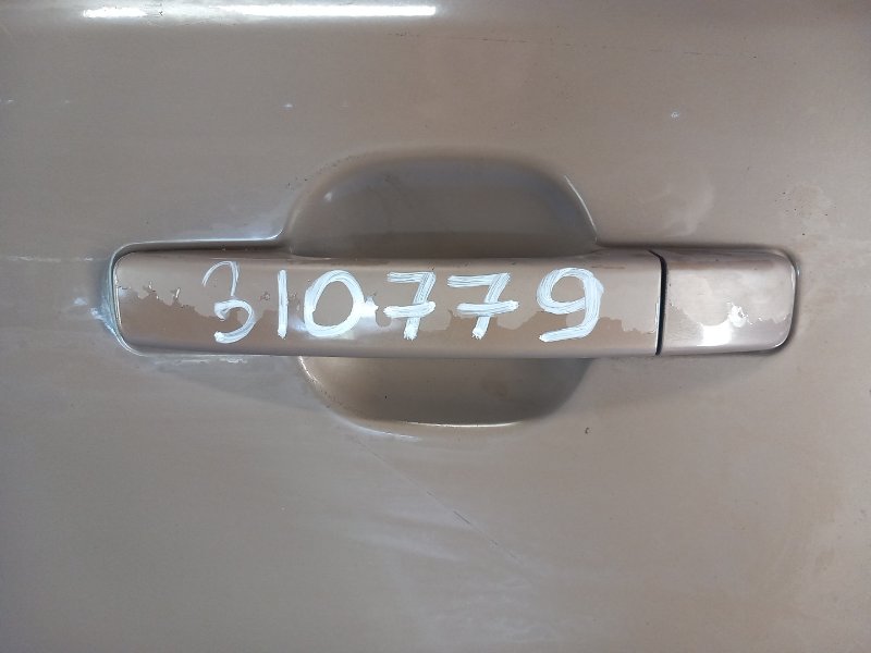 Запчасть ручка двери наружная задняя левая KIA SOUL PS 13-19 2016 1.6 G4FD 83651B2010 Б/У Ручка двери наружная задняя левая KIA SOUL PS 13-19 2016 1.6 G4FD 83651B2010 Б/У