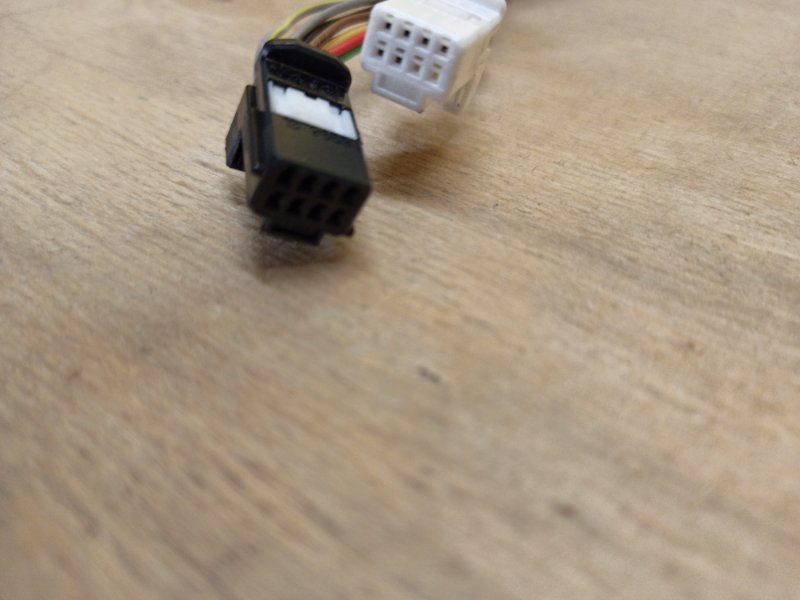 Зеркало левое LEAF 18-