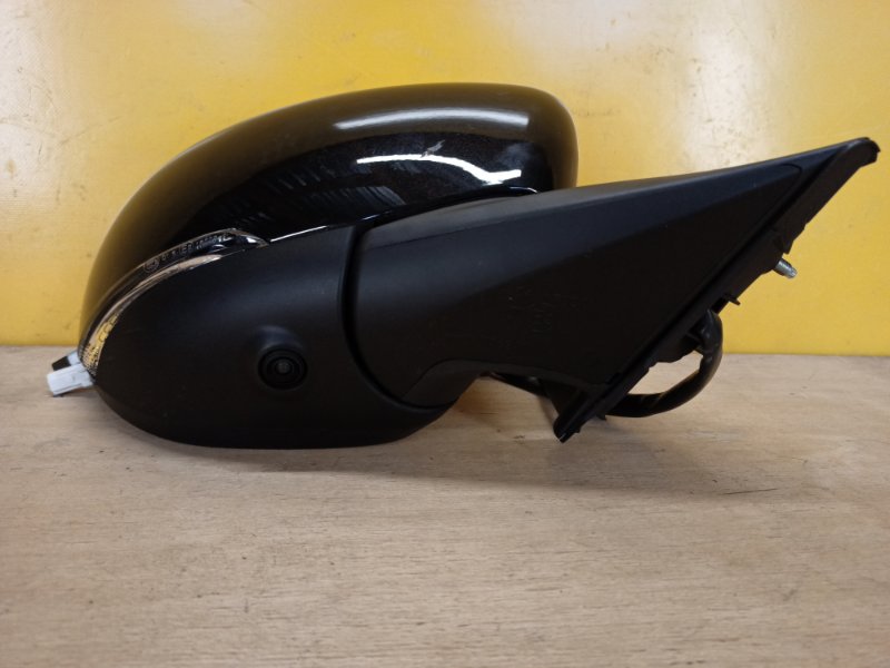 Зеркало правое LEAF 18-