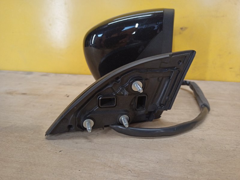 Зеркало правое LEAF 18-