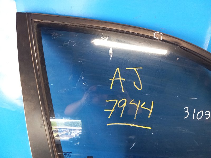 Дверь передняя правая CIVIC ES 00-05 2005 1.7 L D17A