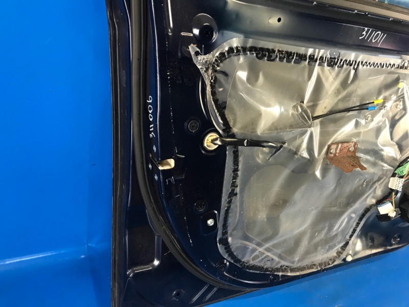 Дверь передняя левая OUTLANDER GF 12- 2013 2.4