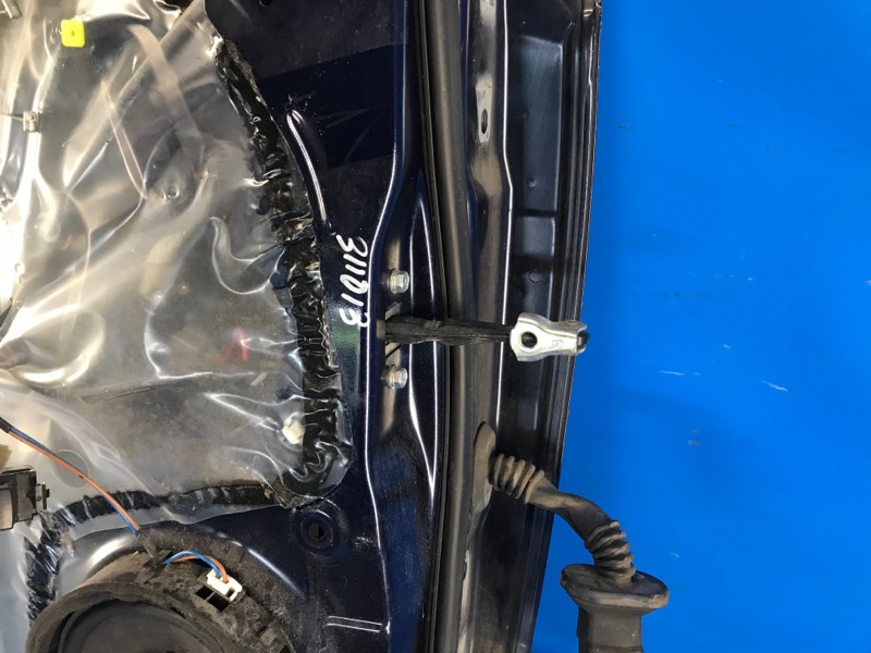 Ограничитель двери задний левый MITSUBISHI OUTLANDER GF 12- 2013 2.4 5732A094 Б/У