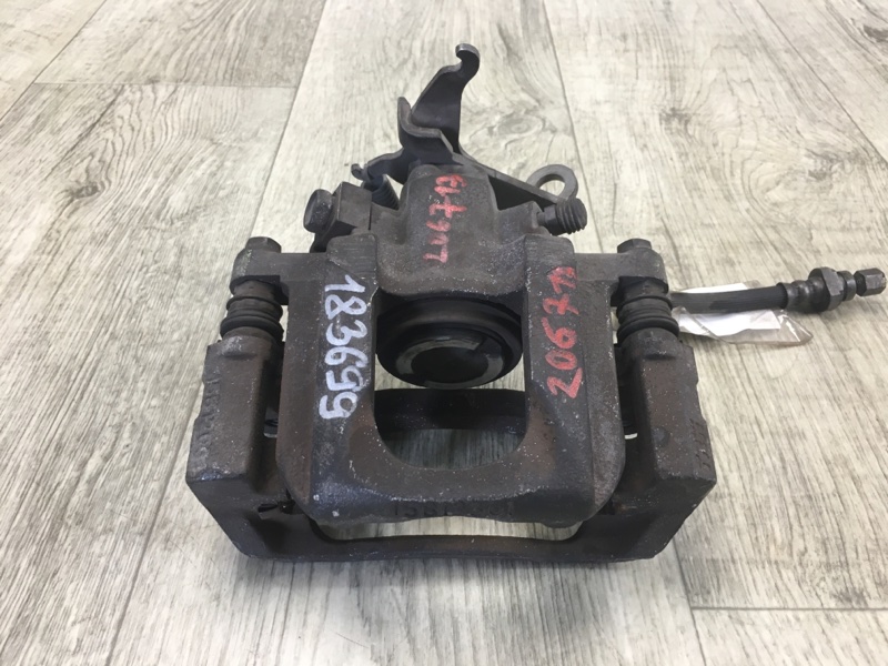 Суппорт тормозной задний правый DODGE JOURNEY 08-20 2011 JC 3.6 ERB 68029890AC Б/У