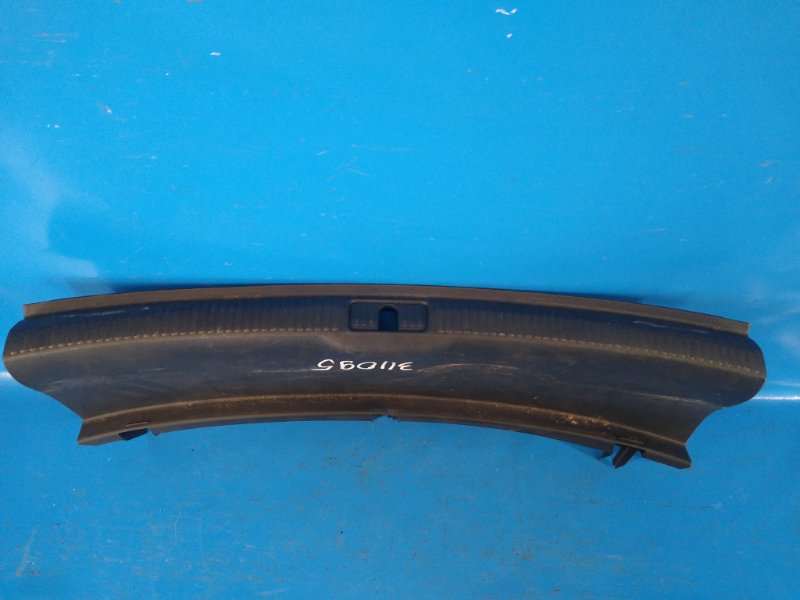 Накладка на порог багажника A3 (8V) 12–17 2015 CNTC 2.0