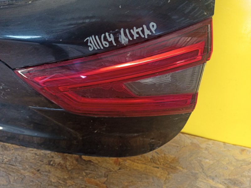 Фонарь внутренний правый NISSAN QASHQAI/ROGUE SPORT 14- 265504EA5B Б/У