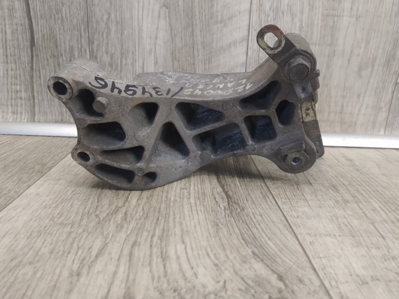 Кронштейн насоса ГУР LANCER X 10 07-15 2007 Седан 2.0