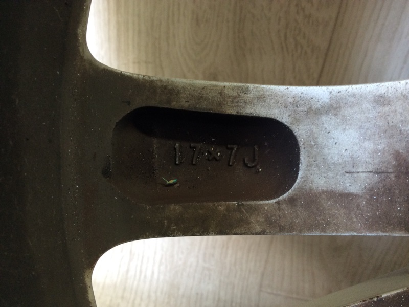 Диск R17 LEXUS ES350 06-12 SEDAN 3.5 2GR-FE Диск R17 LEXUS ES350 06-12 SEDAN 3.5 2GR-FE