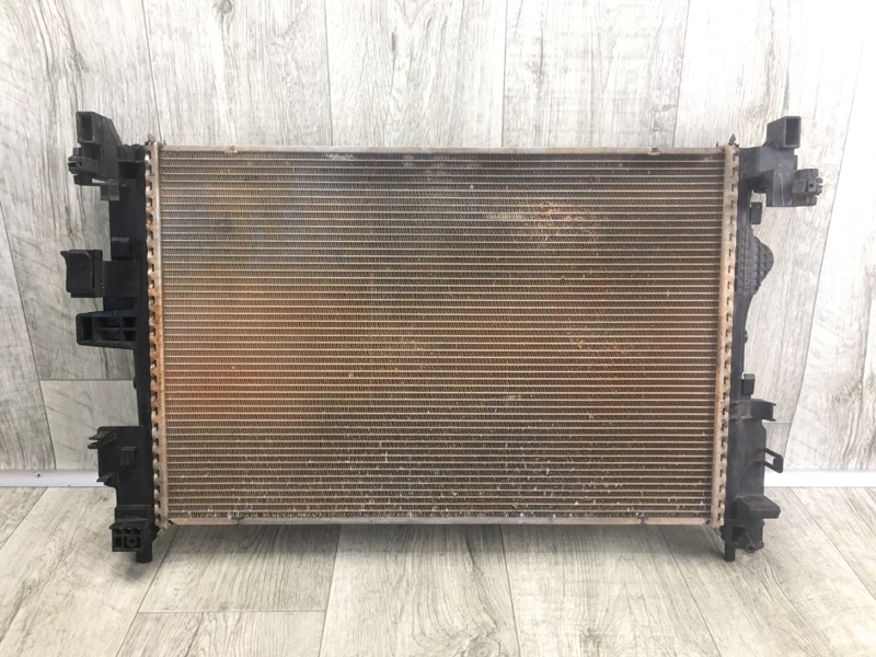 Радиатор основной COMPASS 17-21 Внедорожник 2.4L Радиатор основной COMPASS 17-21 Внедорожник 2.4L