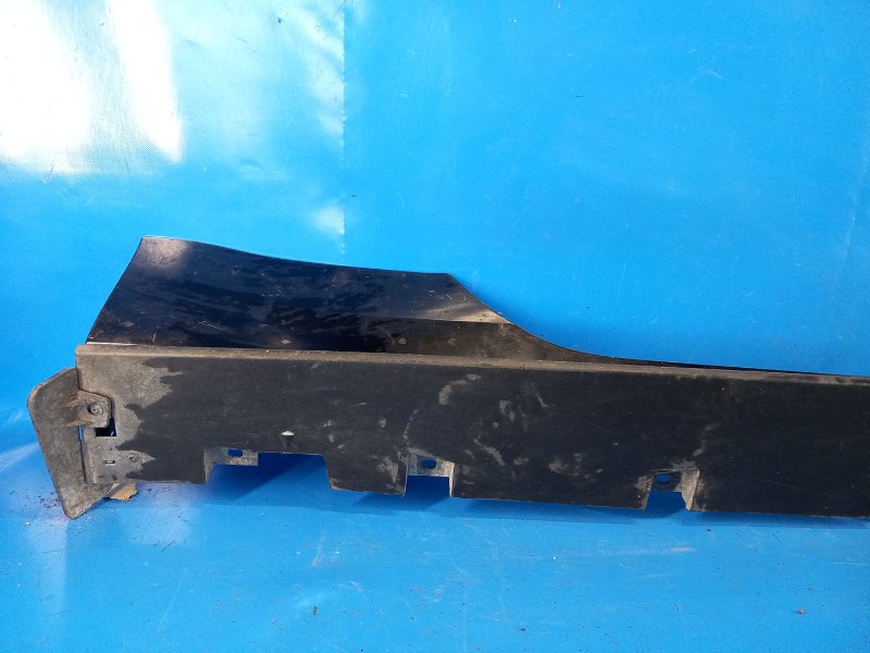 Накладка порога наружная правая MUSTANG 15- 2017 3.7 C37PDED