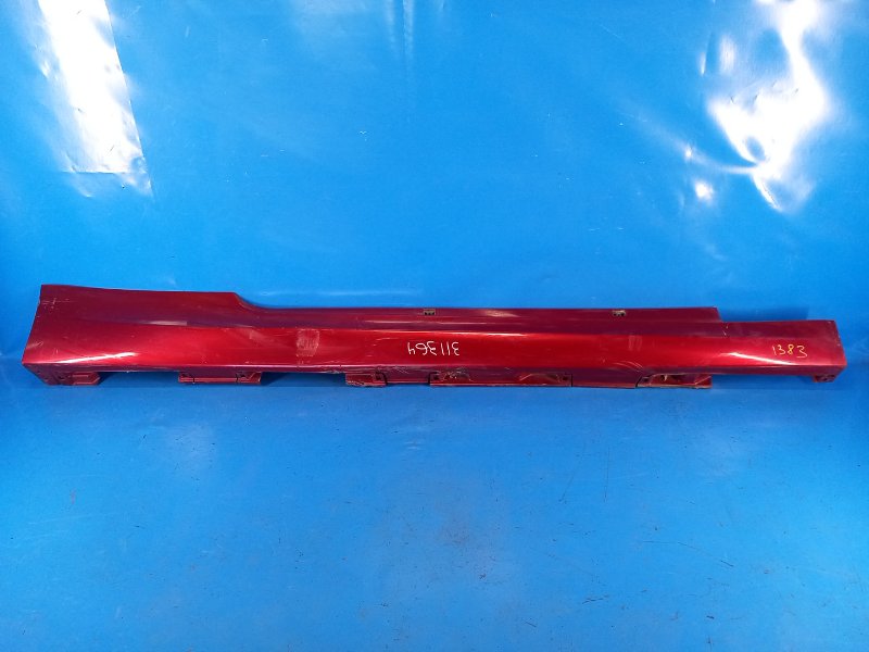 Накладка порога наружная правая LEXUS IS250/350 05-13 2009 GSE21L 3.5 2GR-FSE 7585153030D0 Б/У