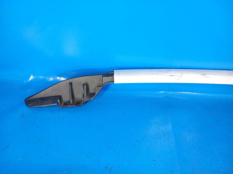 Рейлинги левые XC70 00–07 2006 2.5 B5254T2 Рейлинги левые XC70 00–07 2006 2.5 B5254T2