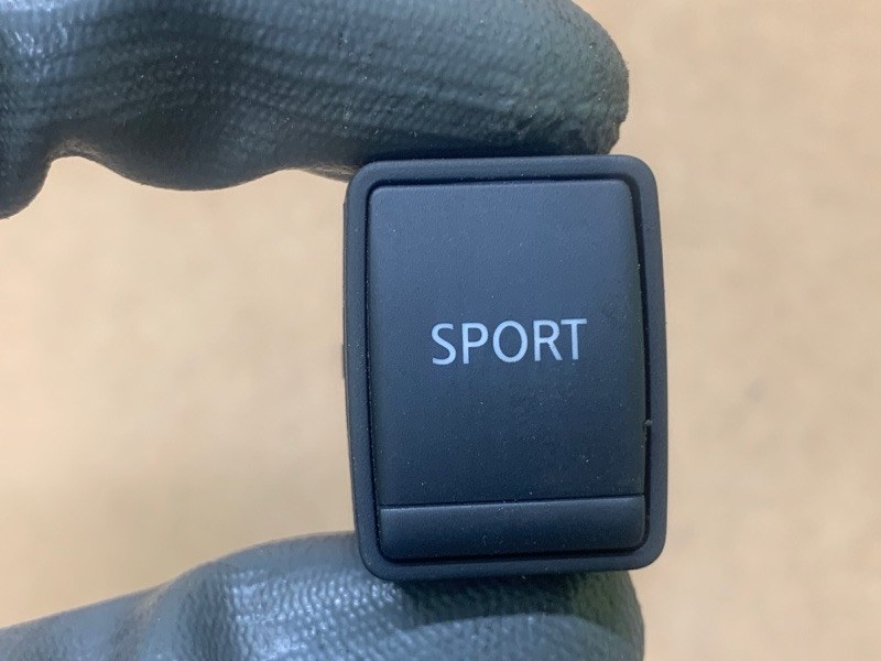 Кнопка NISSAN X-TRAIL/ROGUE T32 13-20 2015 2.5 QR25DE 25141-3SG0B Б/У