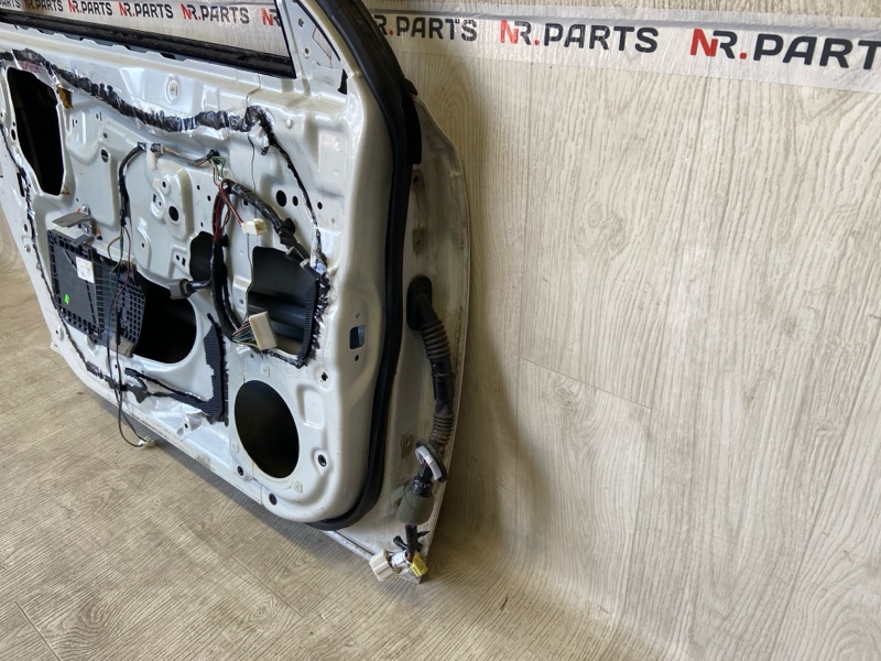 Дверь передняя левая LEGACY 09-15 BM 2012 SEDAN 3.6 EZ36