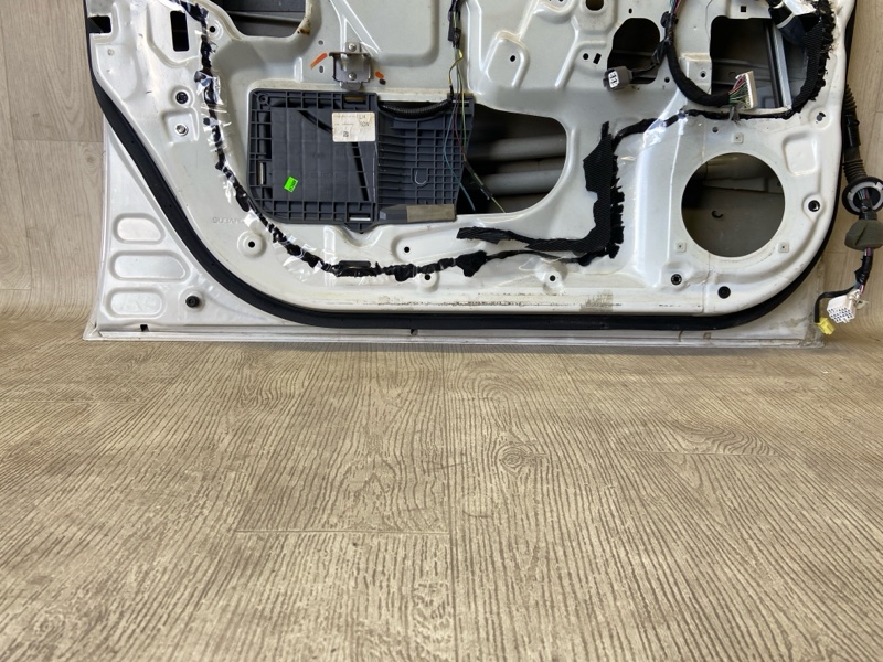 Дверь передняя левая LEGACY 09-15 BM 2012 SEDAN 3.6 EZ36