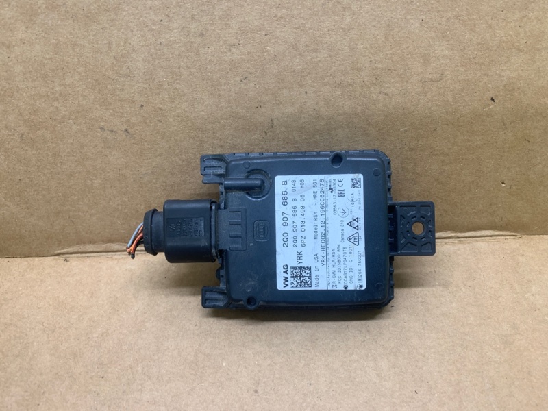 Датчик слепых зон задний правый JETTA USA 18- 2020 DJXA 1.4