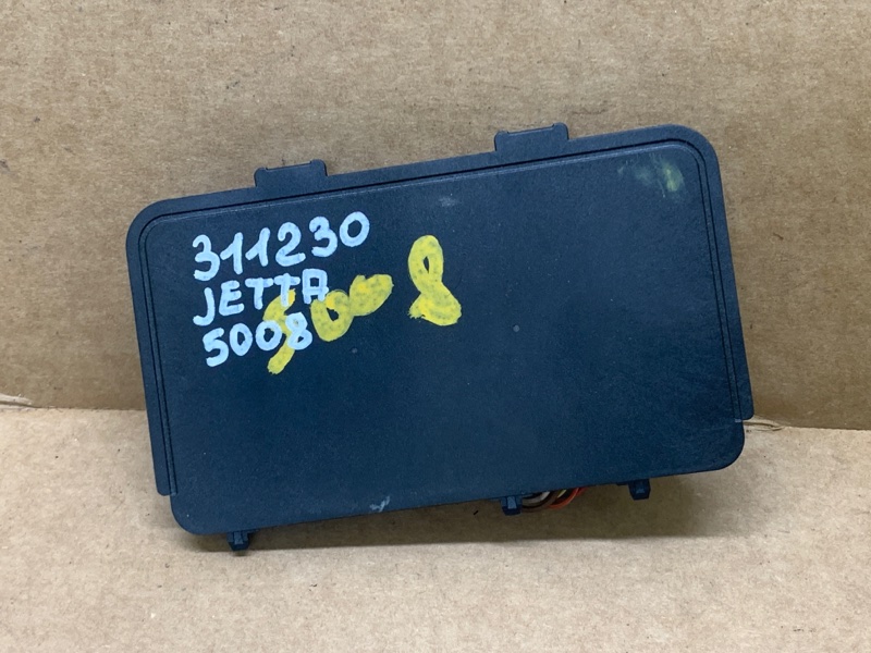 Блок электронный VOLKSWAGEN JETTA USA 18- 2020 DJXA 1.4 5NA 980 611 Б/У