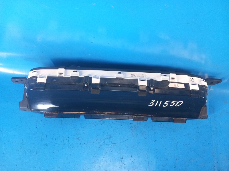 Панель приборов PRIUS PLUS 11-14 2013 ZVW41L 1.8 2ZRFXE