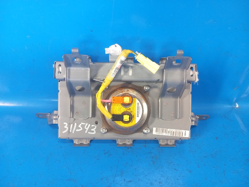 Подушка безопасности пассажира TOYOTA PRIUS PLUS 11-14 ZVW41L 1.8 2ZRFXE