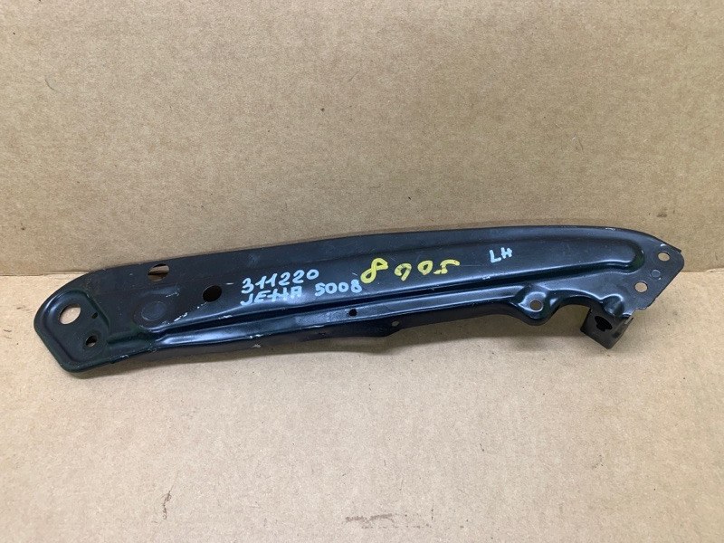 Кронштейн крепления передней панели левый VOLKSWAGEN JETTA USA 18- 2020 DJXA 1.4 17A 806 929 Б/У