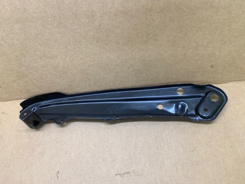 Кронштейн крепления передней панели левый JETTA USA 18- 2020 DJXA 1.4