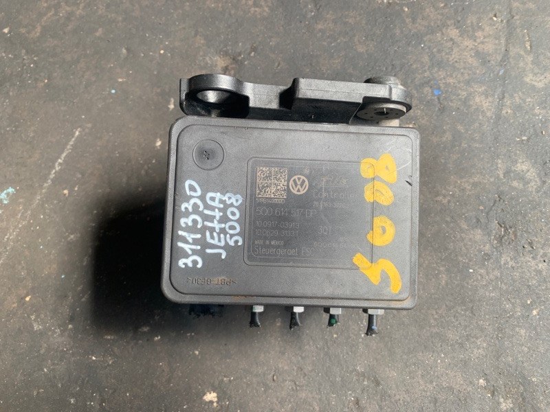 Блок ABS VOLKSWAGEN JETTA USA 18- 2020 DJXA 1.4 5Q0 614 517 DP Б/У