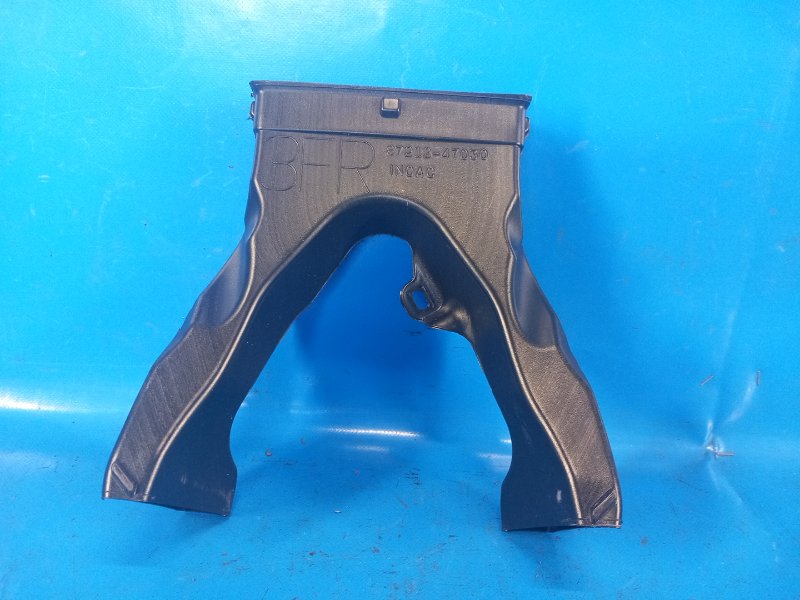 Воздуховод салона TOYOTA PRIUS PLUS 11-14 ZVW41L 1.8 2ZRFXE