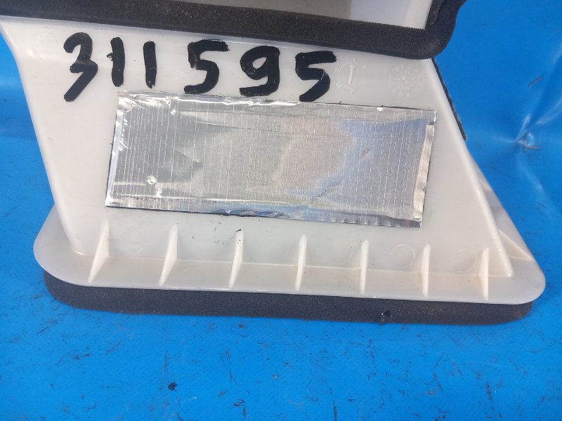 Воздуховод салона PRIUS PLUS 11-14 2013 ZVW41L 1.8 2ZRFXE