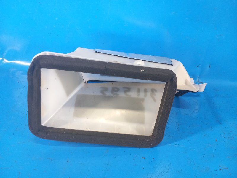 Воздуховод салона PRIUS PLUS 11-14 2013 ZVW41L 1.8 2ZRFXE