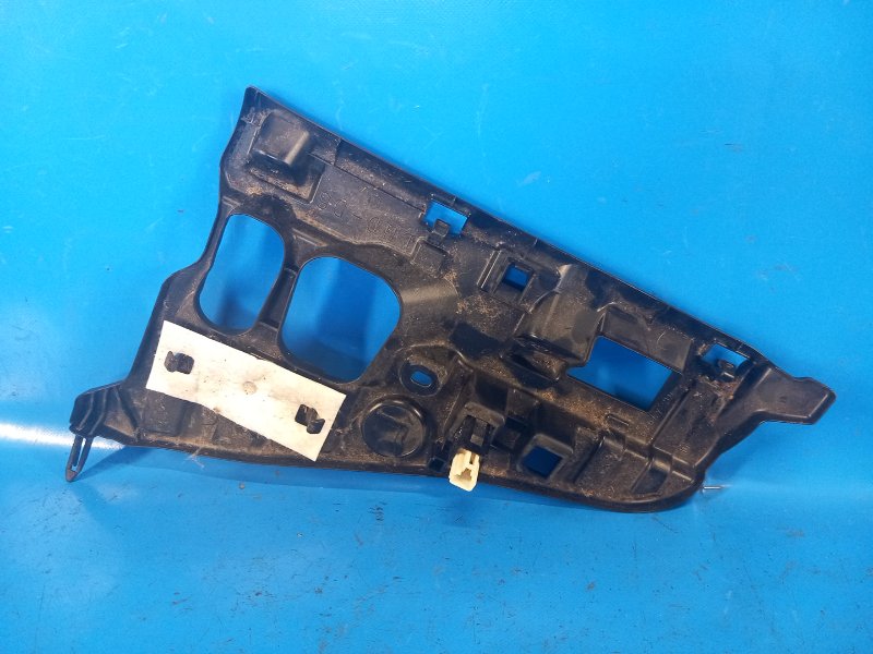 Накладка торпедо TOYOTA PRIUS PLUS 11-14 ZVW41L 1.8 2ZRFXE