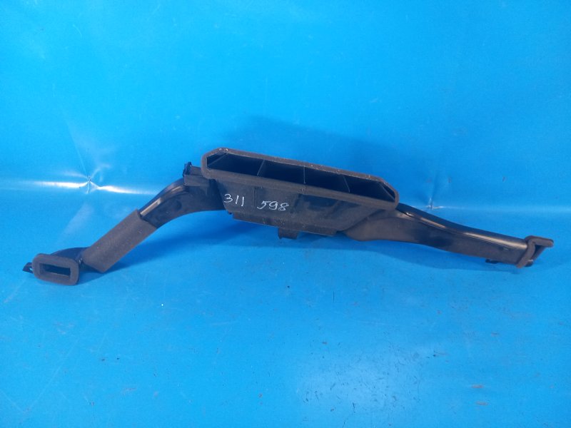Воздуховод салона TOYOTA PRIUS PLUS 11-14 2013 ZVW41L 1.8 2ZRFXE 5599047080 Б/У