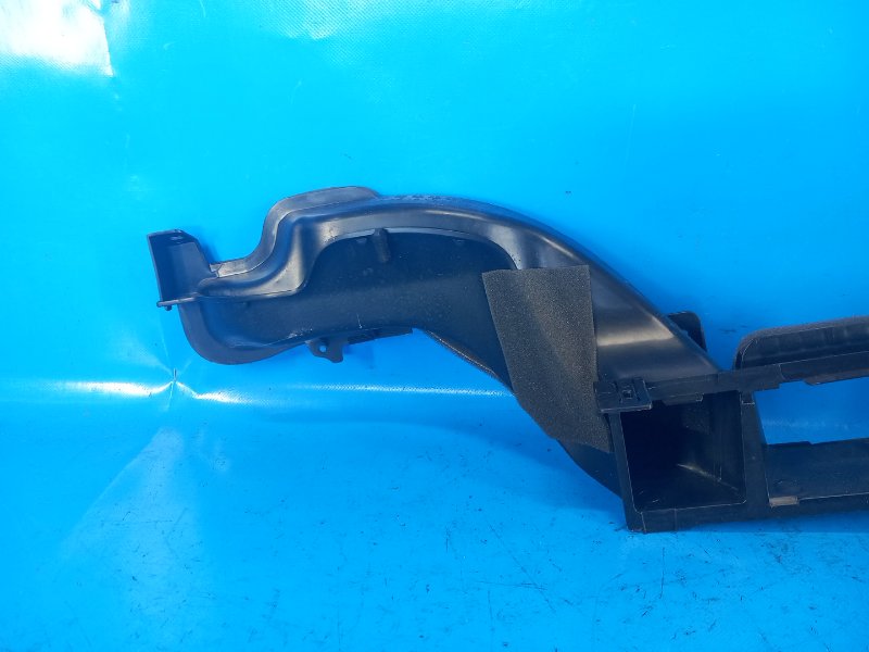 Воздуховод салона PRIUS PLUS 11-14 2013 ZVW41L 1.8 2ZRFXE
