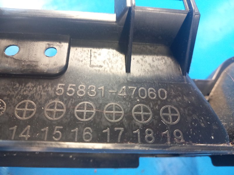 Воздуховод салона PRIUS PLUS 11-14 2013 ZVW41L 1.8 2ZRFXE